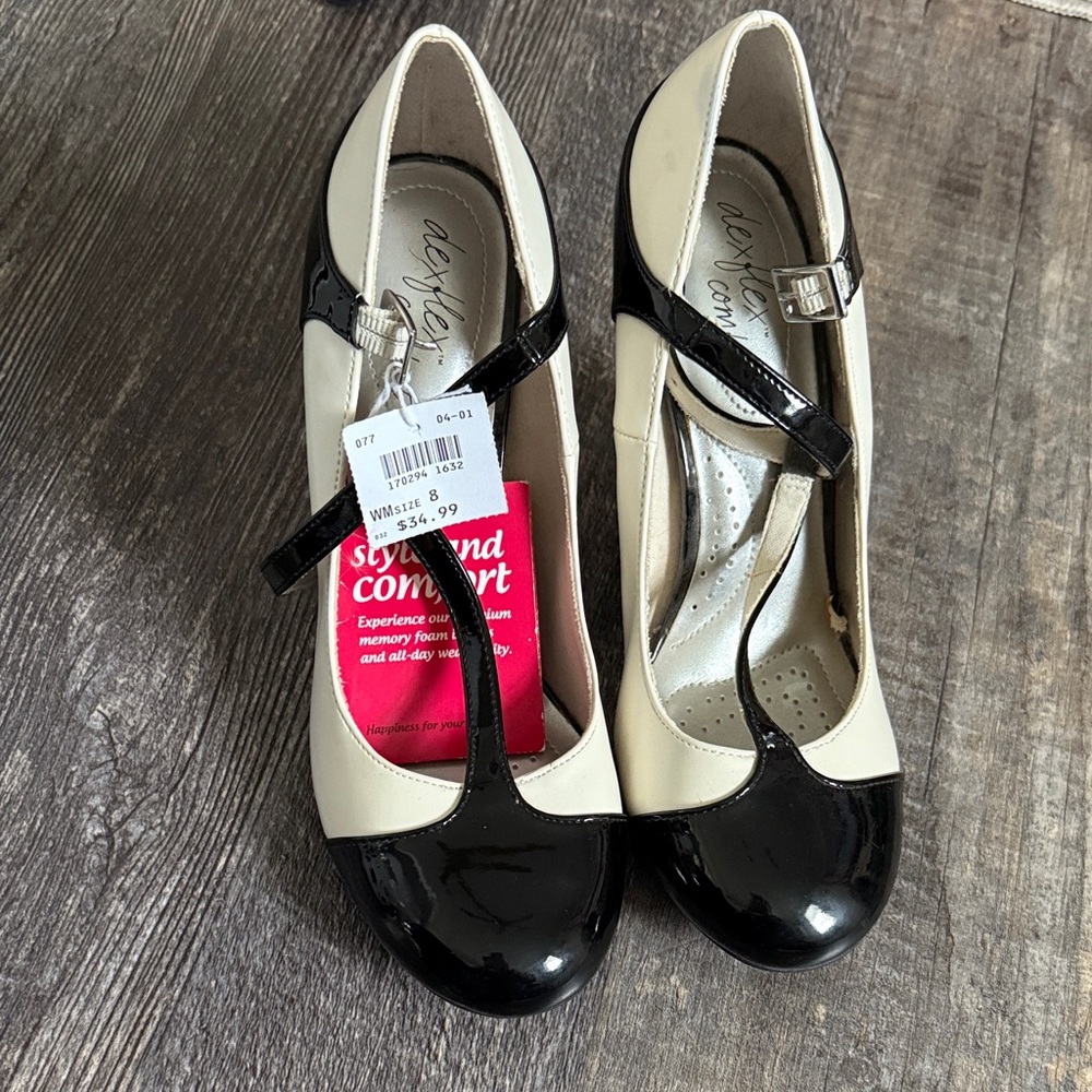 Dexflex Comfort Black and Cream Heels